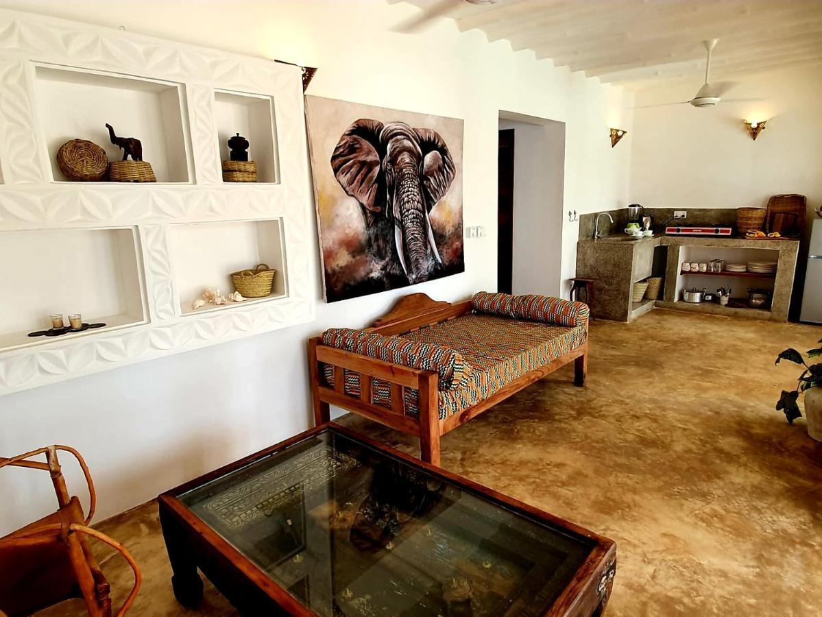 Moyo Apartment Pwani Mchangani Buitenkant foto