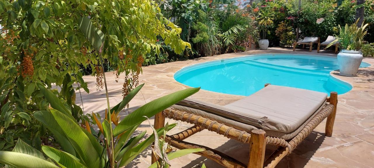 Moyo Apartment Pwani Mchangani Buitenkant foto