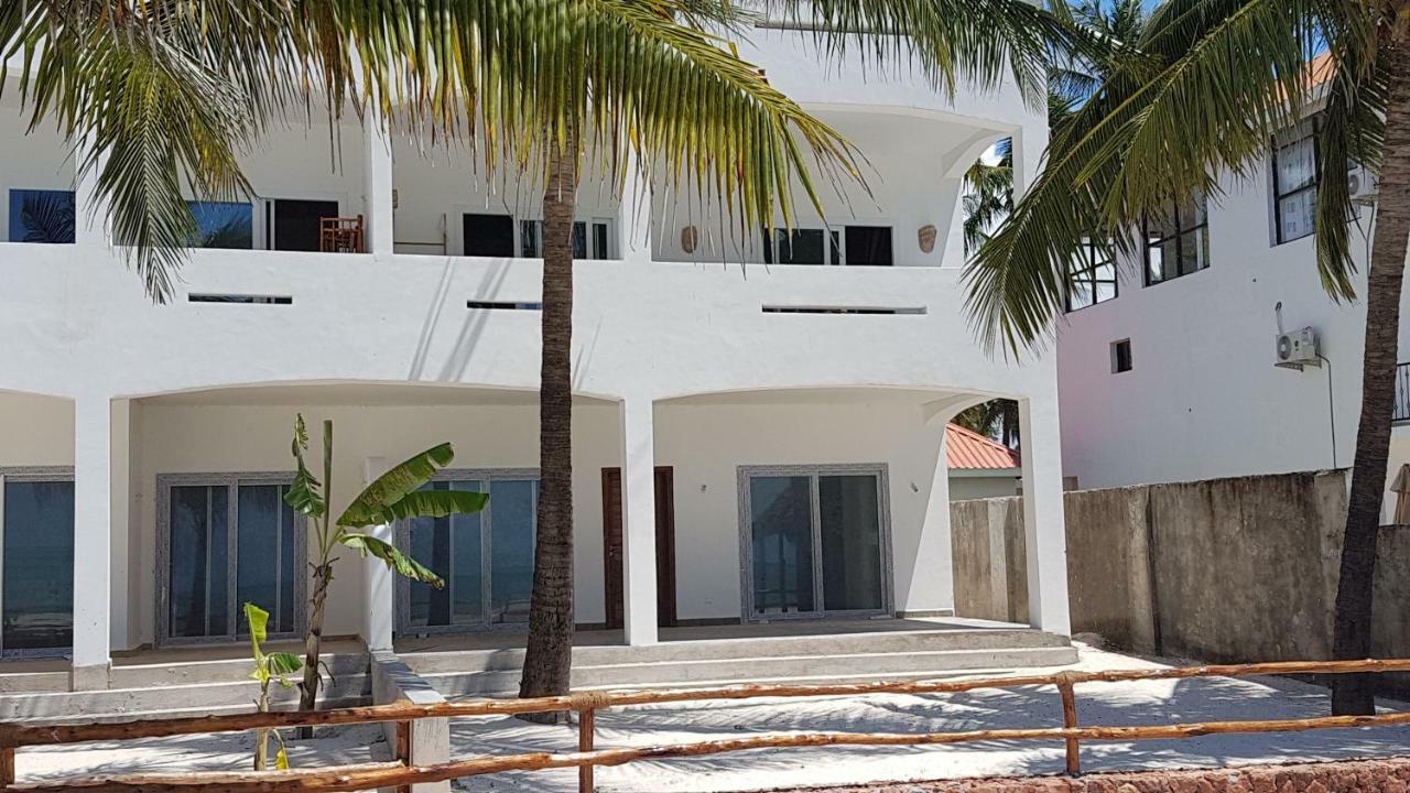 Moyo Apartment Pwani Mchangani Buitenkant foto